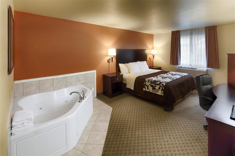 Red Lion Inn & Suites Eugene Room photo