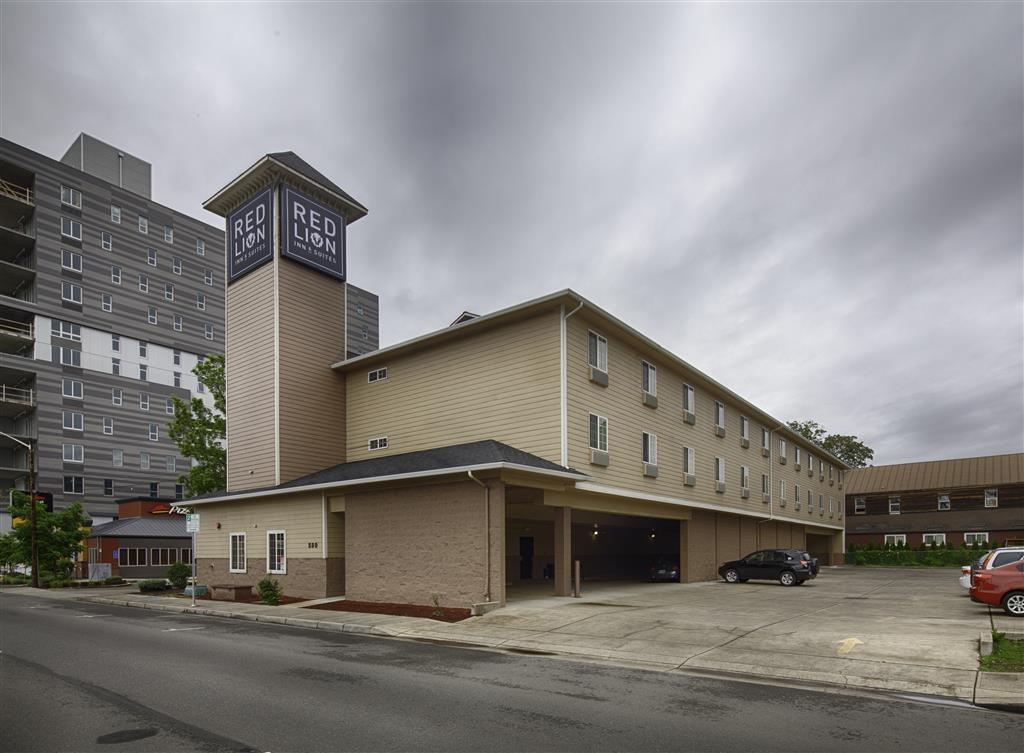 Red Lion Inn & Suites Eugene Exterior photo